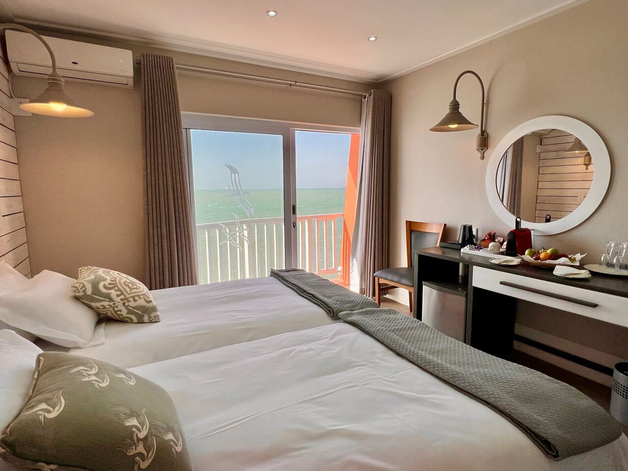 Nest Hotel