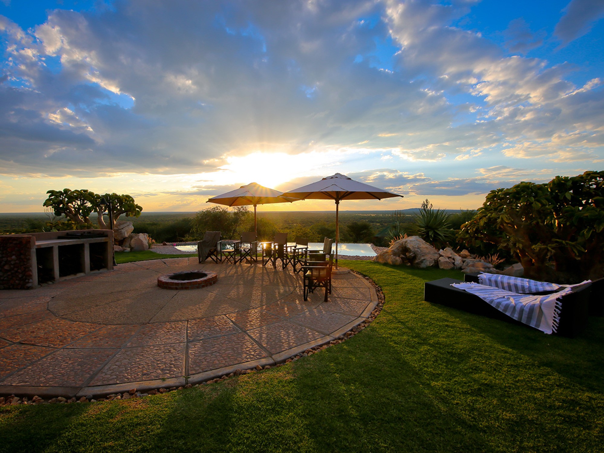 Otjiwa Safari Lodge