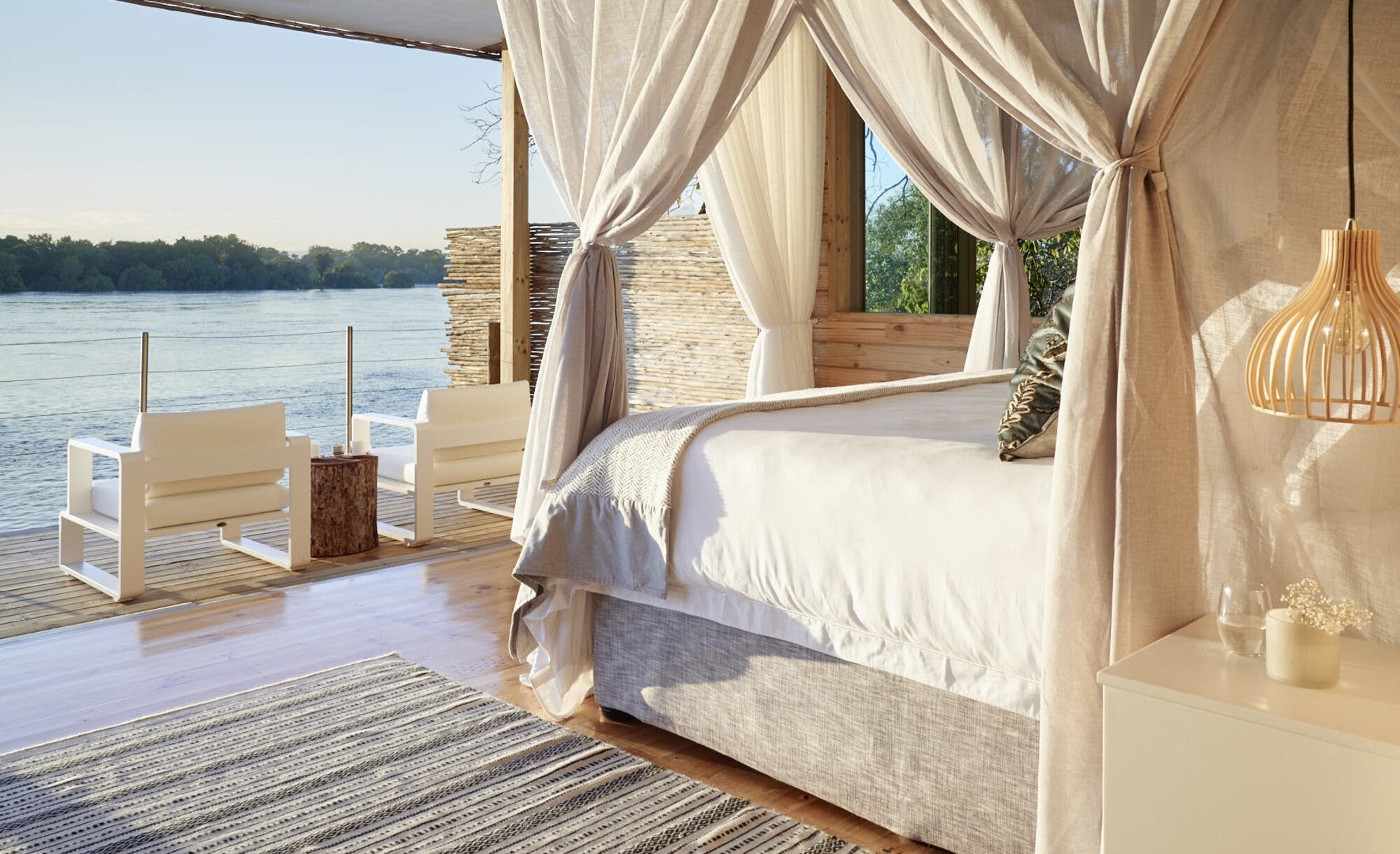 Victoria Falls River Lodge