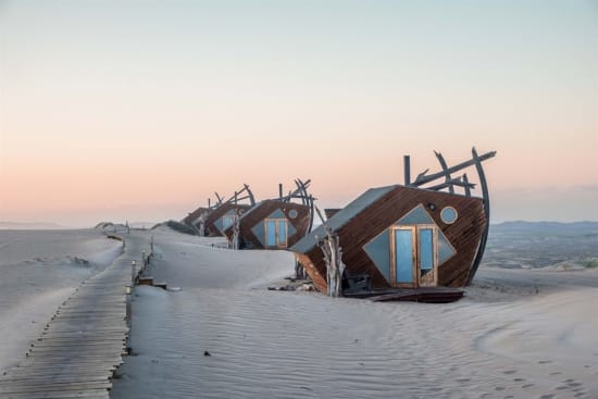 Shipwreck Lodge