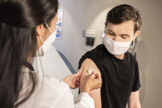 Do I need vaccinations to travel to Namibia?