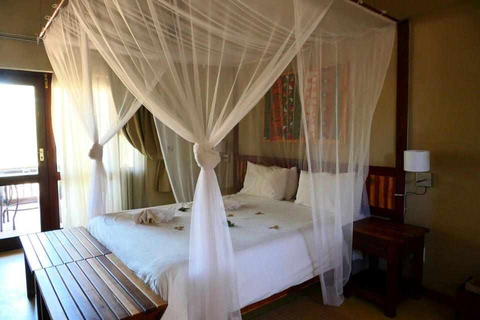Hobatere Lodge, photo 2