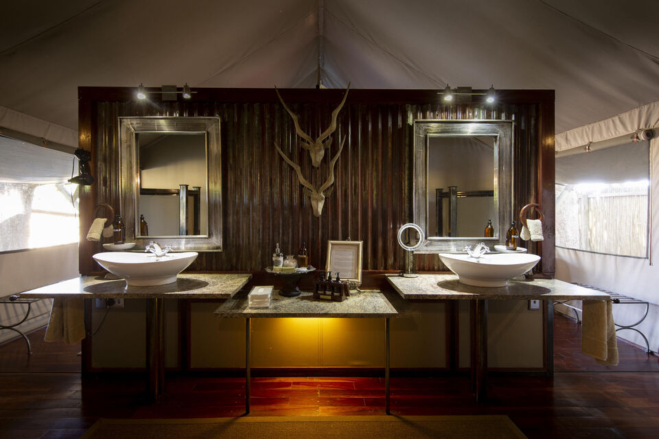 Chitabe Camp, photo 2