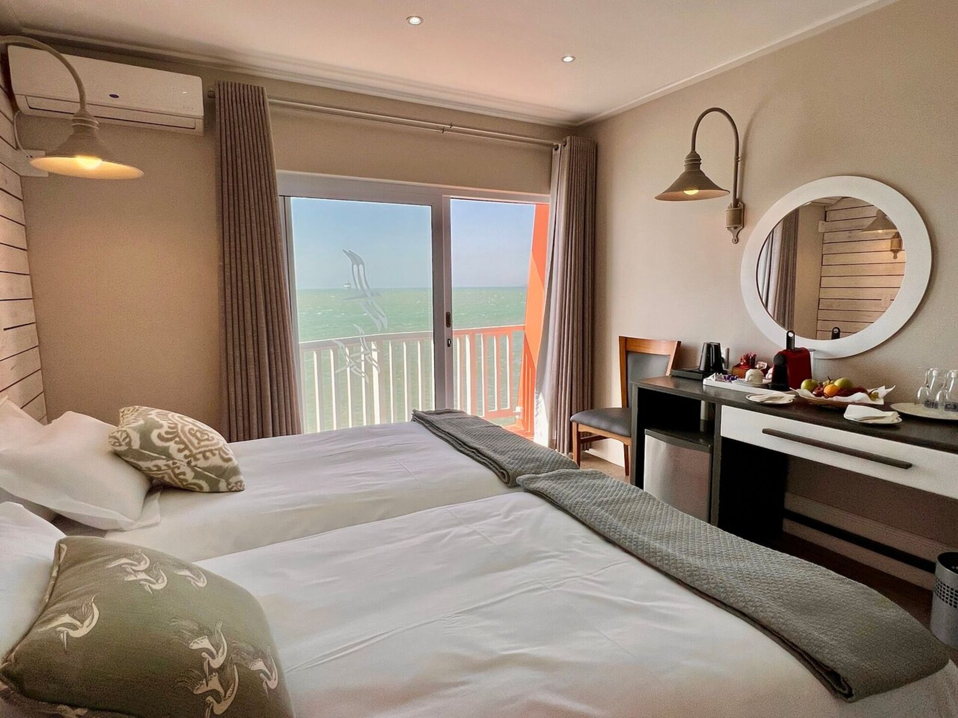 Nest Hotel