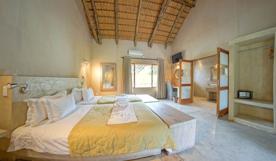 Emanya Lodge, photo 3