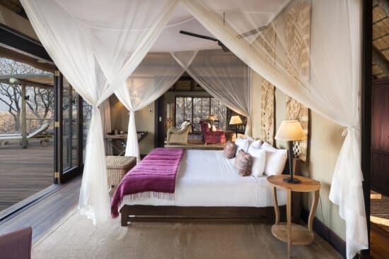 Romantic Lodges in the Wilderness: Immersive Luxury and Seclusion